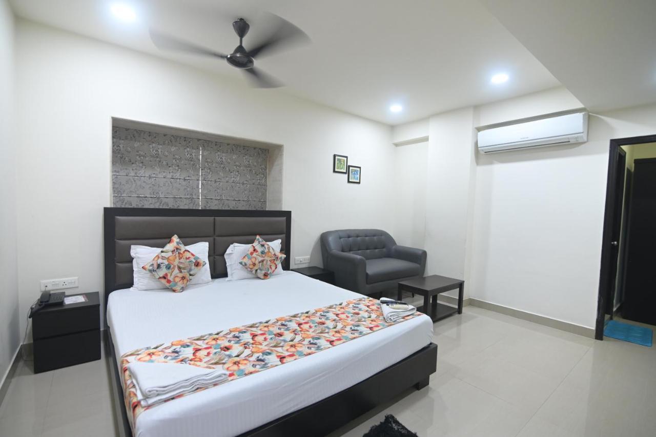 Nk7 Guest House Kalküta Dış mekan fotoğraf